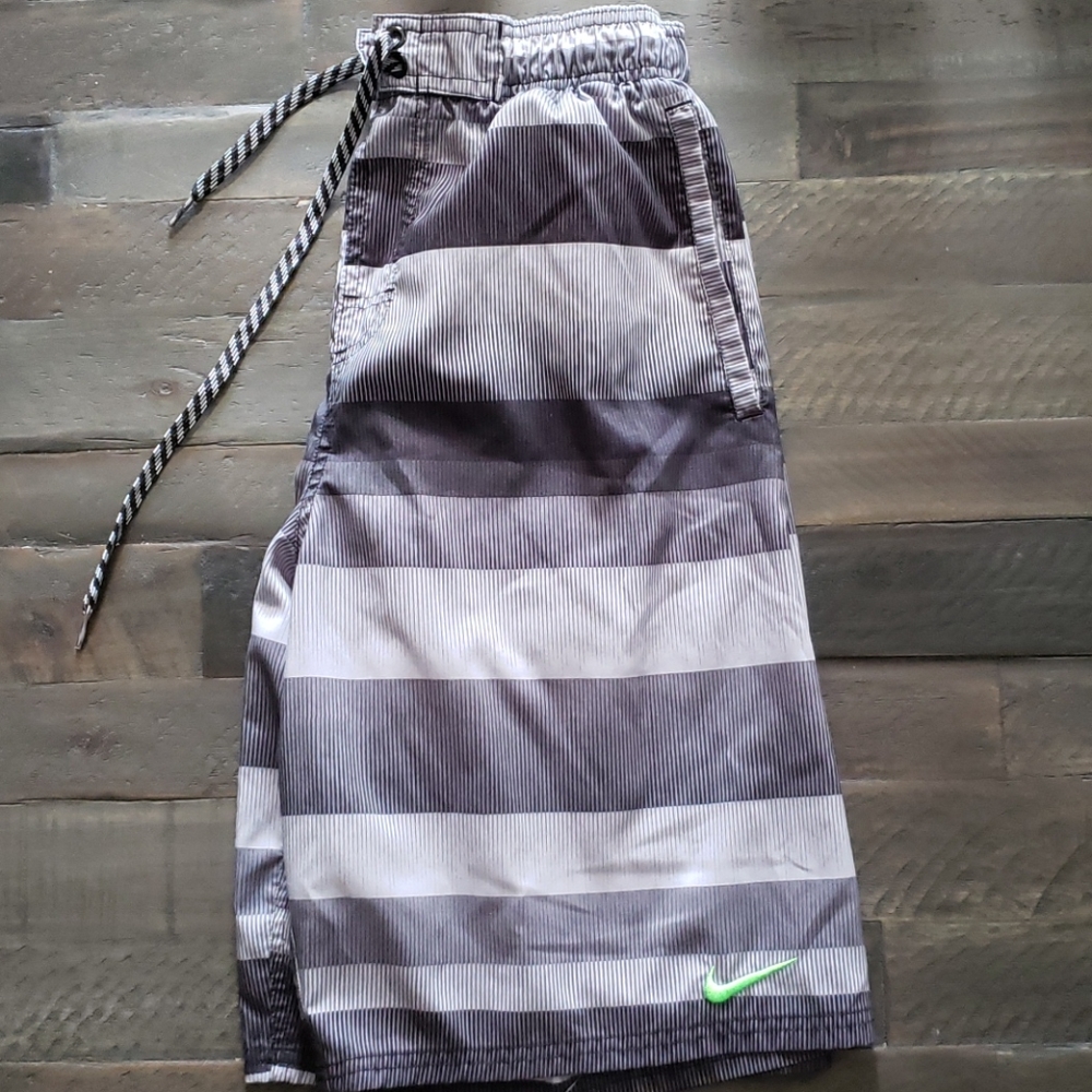 Nike swim trunks size medium